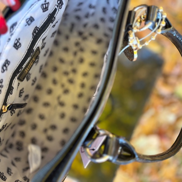 NWT-Juicy Couture Large Black Embossed Logo Tote - Picture 5 of 8